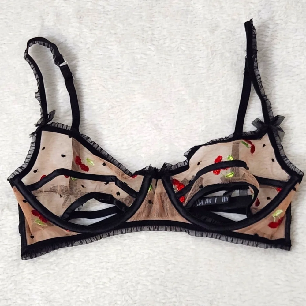 Neq!For Love and‎ Lemons Cherry Embroidered Bra